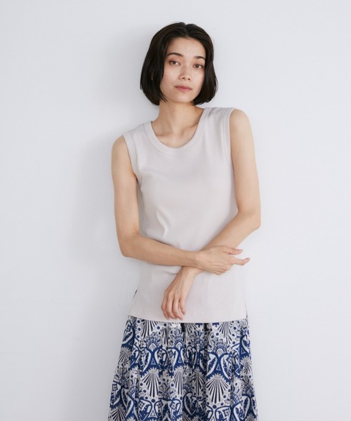 YVON（イヴォン）の「コットンリブタンクトップ（Tシャツ/カットソー・レディース・オフホワイト/ベージュ/ブラック/カーキ・9号）」の3枚目の写真