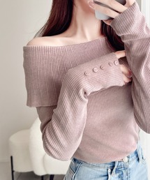 【mily bilet】上品なあざと可愛いを演出。袖ボタンオフショルリブニット