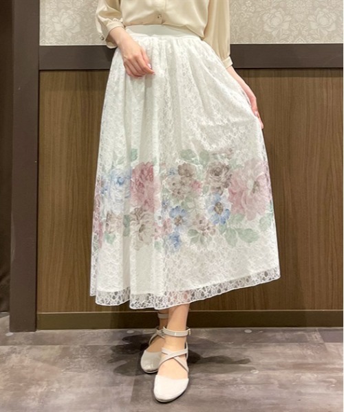 axes femme（アクシーズファム）の「レースプリント配色ローズスカート 