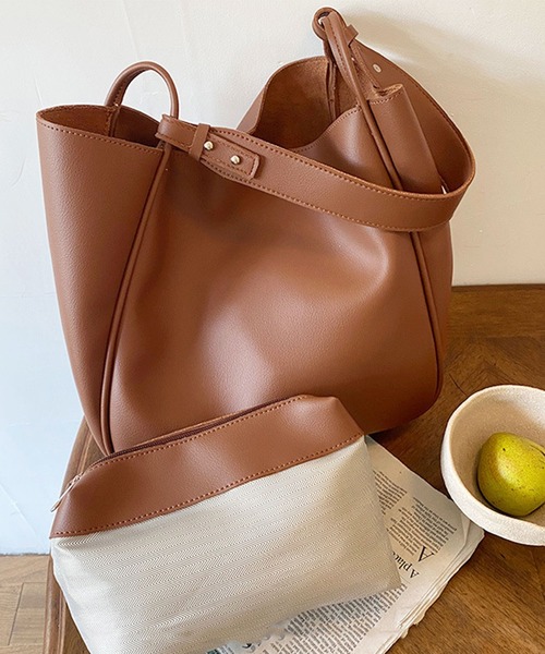 Teem Store（チームストア）の「ポーチ付き 合成皮革 ショルダーバッグ A4 オフィストートバッグ 通勤 通学（ショルダーバッグ・レディース・ブラック/ホワイト/ブラウン・F）」の3枚目の写真