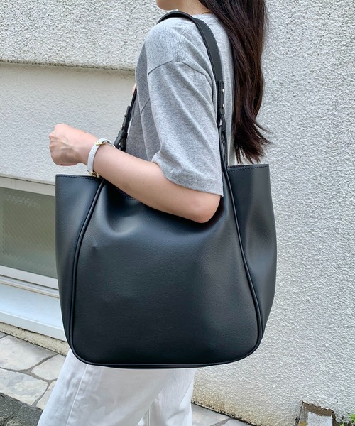 Teem Store（チームストア）の「ポーチ付き 合成皮革 ショルダーバッグ A4 オフィストートバッグ 通勤 通学（ショルダーバッグ・レディース・ブラック/ホワイト/ブラウン・F）」の16枚目の写真