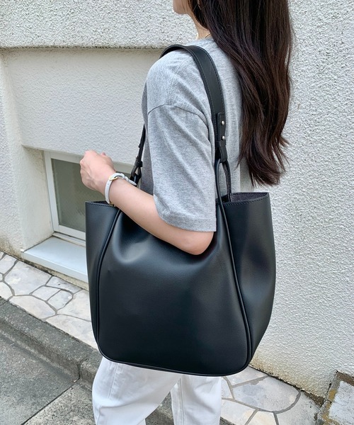 Teem Store（チームストア）の「ポーチ付き 合成皮革 ショルダーバッグ A4 オフィストートバッグ 通勤 通学（ショルダーバッグ・レディース・ブラック/ホワイト/ブラウン・F）」の18枚目の写真