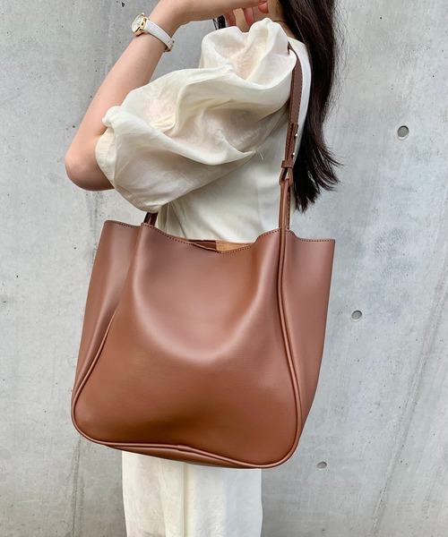 Teem Store（チームストア）の「ポーチ付き 合成皮革 ショルダーバッグ A4 オフィストートバッグ 通勤 通学（ショルダーバッグ・レディース・ブラック/ホワイト/ブラウン・F）」の20枚目の写真