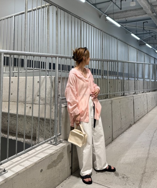 ISOOK（アイスー）の「【総合ランキング1位獲得】フード付きシアーシャツ(chiica select)  / フード付きシャツ ワッシャー シアーシャツ シアートップス シースルー ルーズシャツ カラーシャツ カーディガン 羽織り 秋（シャツ/ブラウス・レディース・ブラック/ホワイト/ピンク/ブルー・FREE）」の19枚目の写真