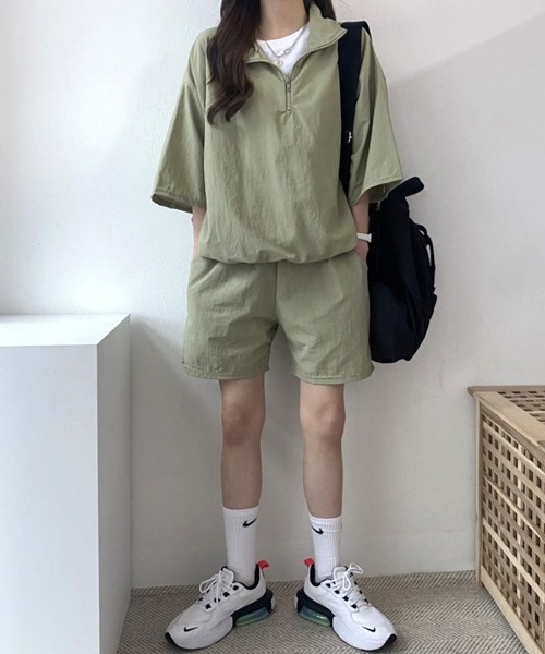 Riff（リフ）の「[2点セット] ハーフジップトップス+ショートパンツ セットアップ（セットアップ・レディース・グレー/ネイビー/カーキ/ベージュ・FREE）」の8枚目の写真