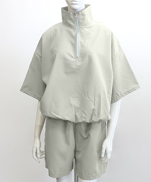 Riff（リフ）の「[2点セット] ハーフジップトップス+ショートパンツ セットアップ（セットアップ・レディース・グレー/ネイビー/カーキ/ベージュ・FREE）」の15枚目の写真