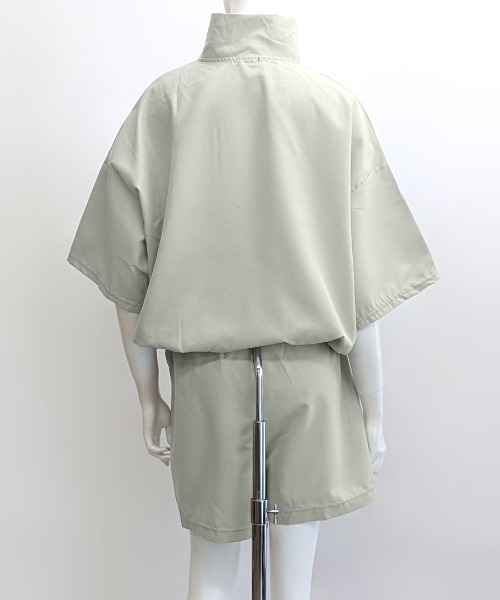 Riff（リフ）の「[2点セット] ハーフジップトップス+ショートパンツ セットアップ（セットアップ・レディース・グレー/ネイビー/カーキ/ベージュ・FREE）」の21枚目の写真
