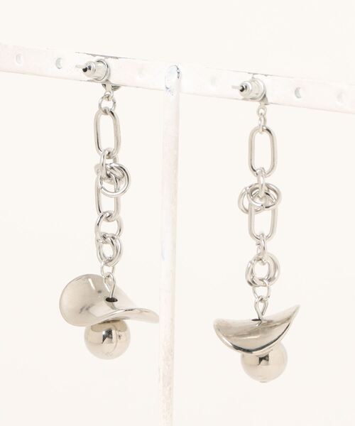 TONE SELECT GOODS（トーンセレクトグッズ）の「【caramel late】チェーンピアス（ピアス（両耳用）・レディース・シルバー・FREE）」の2枚目の写真