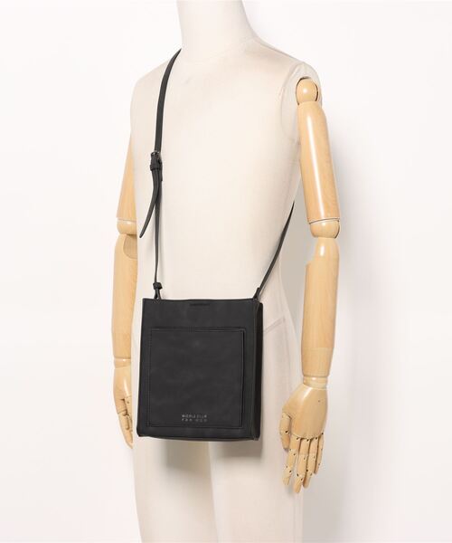 NICOLE CLUB FOR MEN（ニコルクラブフォーメン）の「スクエアミニショルダーバッグ（ショルダーバッグ・メンズ・グレー系/ブラック/ブラック×グレー・FREE）」の16枚目の写真