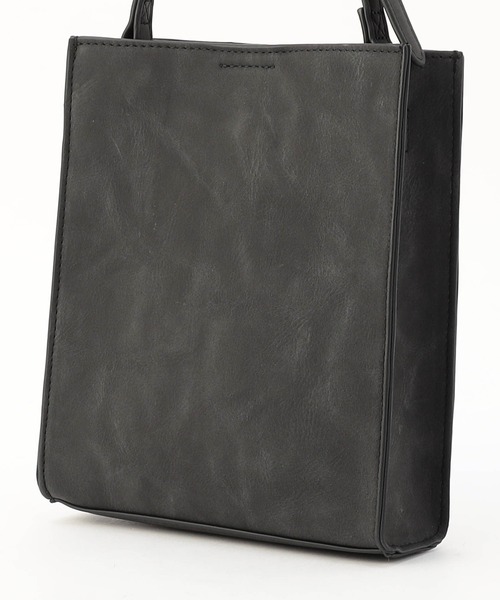 NICOLE CLUB FOR MEN（ニコルクラブフォーメン）の「スクエアミニショルダーバッグ（ショルダーバッグ・メンズ・グレー系/ブラック/ブラック×グレー・FREE）」の4枚目の写真