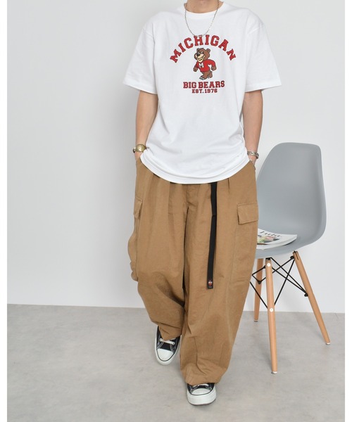 MODISH GAZE(モディシュガゼ)の「【MODISH GAZE】MICHIGANクマプリントTシャツ(CP)(Tシャツ/カットソー・レディース・ブルー/ホワイト/チャコールグレー・L/XL/M)」の8枚目の写真