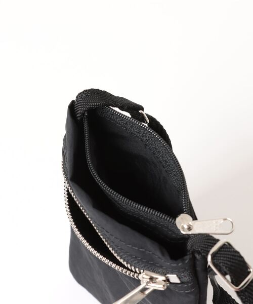 ARCHIVER(アーカイバ)の「【61】【it】【implres(インプレス)】micro shoulderbag(ショルダーバッグ・レディース・グレー/ブラック・FREE)」の5枚目の写真