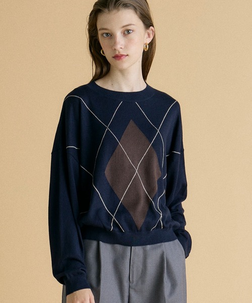 INED CLARO（イネドクラロ）の「クロップドクルーネックニット（ニット/セーター・レディース・エメラルドブルー/ブラウン/ネイビー/パープル・フリー）」の3枚目の写真