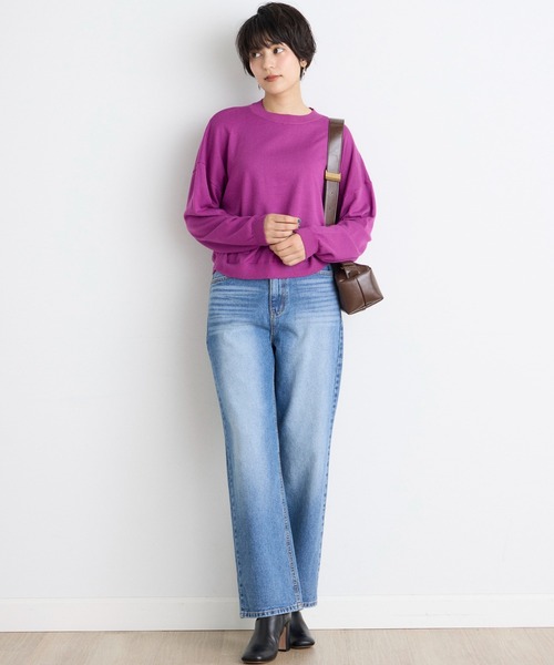 INED CLARO（イネドクラロ）の「クロップドクルーネックニット（ニット/セーター・レディース・エメラルドブルー/ブラウン/ネイビー/パープル・フリー）」の18枚目の写真