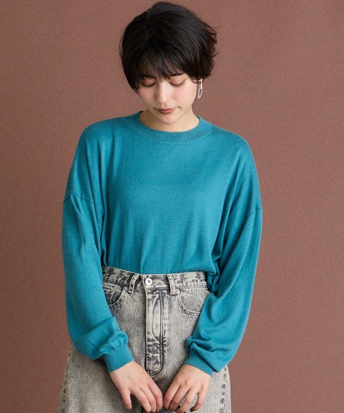 INED CLARO（イネドクラロ）の「クロップドクルーネックニット（ニット/セーター・レディース・エメラルドブルー/ブラウン/ネイビー/パープル・フリー）」の10枚目の写真