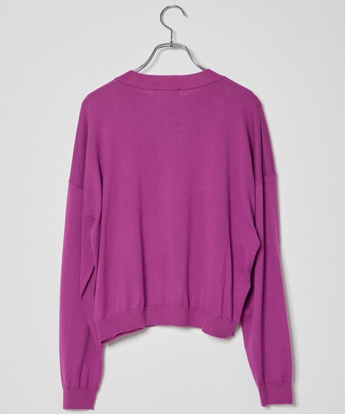 INED CLARO（イネドクラロ）の「クロップドクルーネックニット（ニット/セーター・レディース・エメラルドブルー/ブラウン/ネイビー/パープル・フリー）」の22枚目の写真