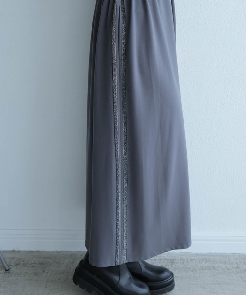 LADYMADE(レディメイド)の「バイカラートラックラインカットワンピース(ワンピース・レディース・ブラック/グレー・FREE)」の17枚目の写真