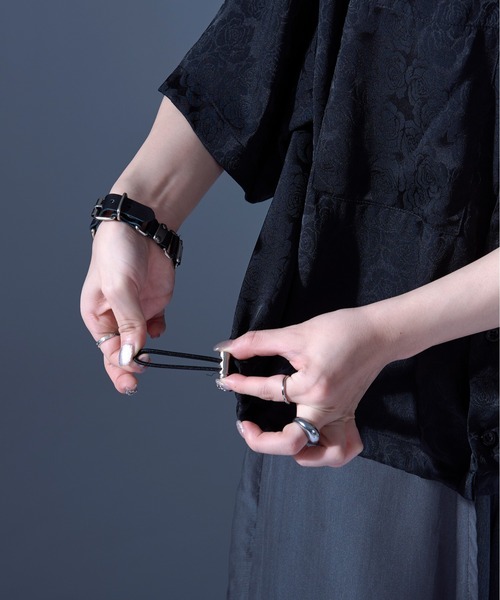 Ellno Loset（エルノロゼット）の「ローズサテンドロストシャツ（シャツ/ブラウス・メンズ・ブラック/ブルーグレー・SMALL/MEDIUM/LARGE）」の17枚目の写真
