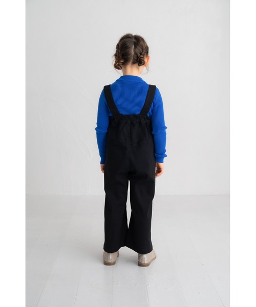 maarook（マルーク）の「ハイストレッチツイルサロペットパンツ（サロペット/オーバーオール・キッズ・ブラック・140cm/150cm/160cm）」の2枚目の写真