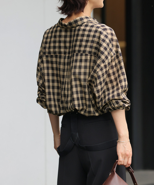 JOURNAL STANDARD - TOUJOURS  綿ローンヘンリーネックブラウス試着 JOURNAL STANDARD - TOUJOURS 綿ローンヘンリーネックブラウス