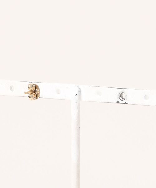 Daniel Wellington(ダニエルウェリントン)の「Crystal Heart Stud Earring レーディスピアス ローズゴールド/シルバー/ゴールド 片耳用(ピアス(片耳用)・レディース・ピンクゴールド/イエローゴールド/シルバー・ONE SIZE)」の15枚目の写真