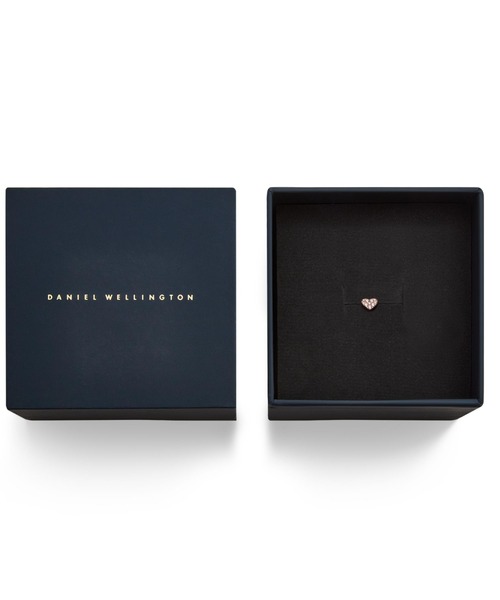 Daniel Wellington(ダニエルウェリントン)の「Crystal Heart Stud Earring レーディスピアス ローズゴールド/シルバー/ゴールド 片耳用(ピアス(片耳用)・レディース・ピンクゴールド/イエローゴールド/シルバー・ONE SIZE)」の11枚目の写真