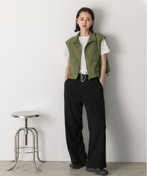 ad thie（アドティエ）の「スタンドカラー ナイロンショートベスト（ベスト）」