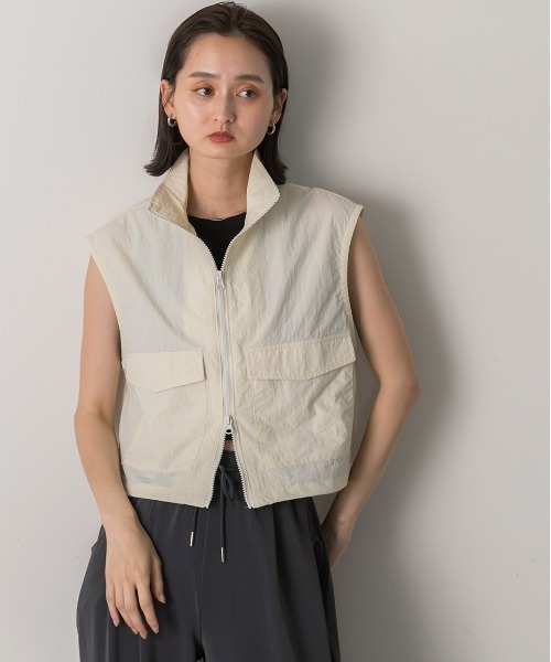 ad thie(アドティエ)の「スタンドカラー ナイロンショートベスト(ベスト・レディース・アイボリー/チョコ/カーキ/ベージュ/ブラック・FREE)」の16枚目の写真