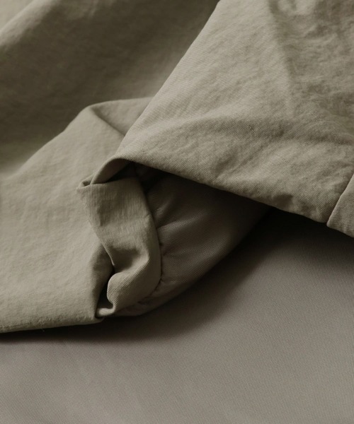 ITEMS URBANRESEARCH（アイテムズ アーバンリサーチ）の「ナイロンコクーンベスト（ベスト・レディース・ブラック/カーキ・FREE）」の10枚目の写真