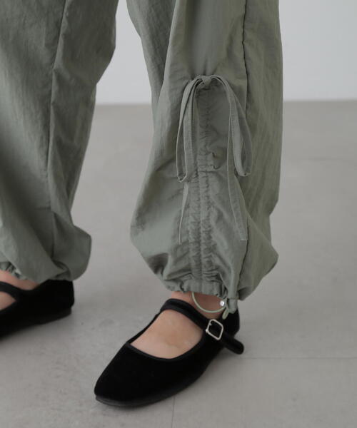 FREE'S MART(フリーズマート)の「リボンドロストパンツ(その他パンツ・レディース・ブラック/カーキ・SMALL/MEDIUM)」の7枚目の写真