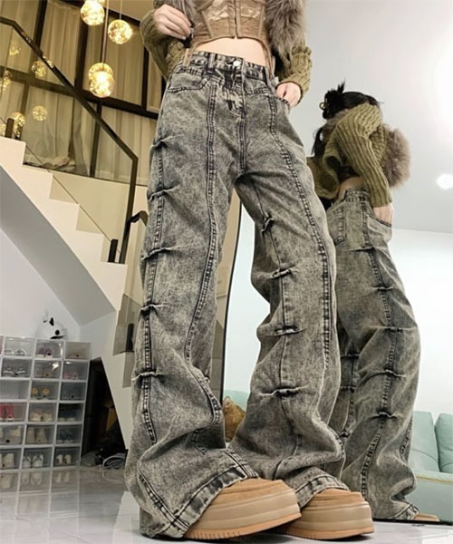 i-dare（アイディア）の「【i-dare】サイド ピンタック デニム ワイド パンツ（デニムパンツ・レディース・グレー・SMALL/MEDIUM/LARGE）」の3枚目の写真