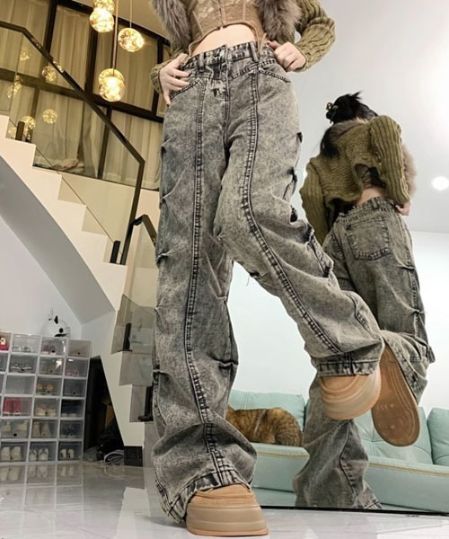 i-dare（アイディア）の「【i-dare】サイド ピンタック デニム ワイド パンツ（デニムパンツ・レディース・グレー・SMALL/MEDIUM/LARGE）」の4枚目の写真