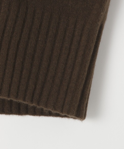 LEPSIM(レプシィム)の「5ゲージアンゴラMIXーVネック 130134(ニット/セーター・レディース・ライトピンク/オフホワイト/杢グレー/ダークブラウン/ライトパープル・FREE)」の9枚目の写真