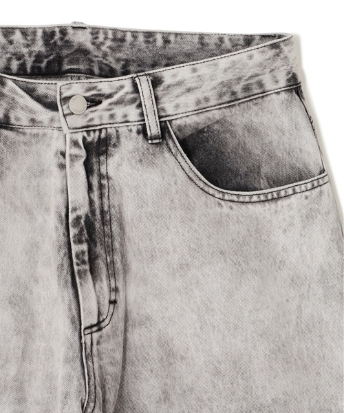 DANKE SCHON（ダンケシェーン）の「DankeSchon/ダンケシェーン/CEMICALBLEACH DENIM CARGO PANTS（デニムパンツ・レディース・ブラック・M/S）」の5枚目の写真