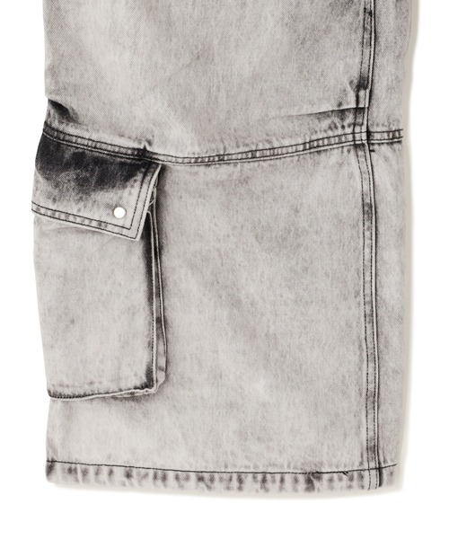 DANKE SCHON（ダンケシェーン）の「DankeSchon/ダンケシェーン/CEMICALBLEACH DENIM CARGO PANTS（デニムパンツ・レディース・ブラック・M/S）」の7枚目の写真