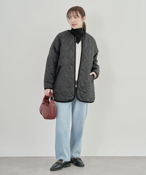 Green　Parks（グリーンパークス）の「ハイウエストストレートデニムパンツ（デニムパンツ・レディース・インディゴブルー/ライトインディゴブルー・FREE）」の17枚目の写真