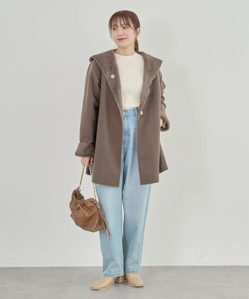 Green　Parks（グリーンパークス）の「ハイウエストストレートデニムパンツ（デニムパンツ・レディース・インディゴブルー/ライトインディゴブルー・FREE）」の21枚目の写真