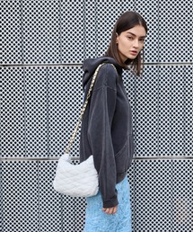 CHARLES & KEITH｜チャールズ＆キースのショルダーバッグ（ホワイト