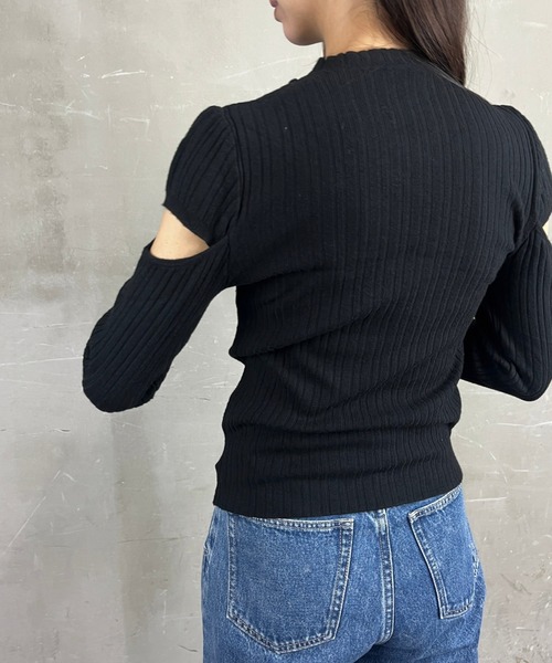 tolene(トレネ)の「袖開きデザインフェイクレイヤード見えテレコリブニット(ニット/セーター・レディース・ブラック/ホワイト・FREE)」の10枚目の写真