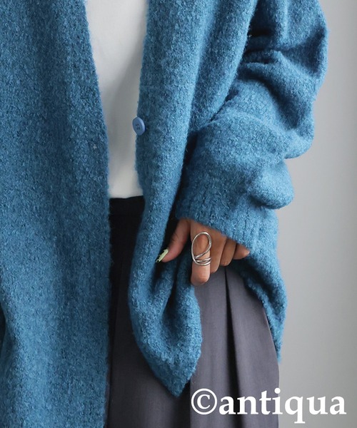 antiqua(アンティカ)の「ブークレニットカーディガン(ニット/セーター・レディース・ブルー/ベージュ/ブラック・ONESIZE)」の14枚目の写真