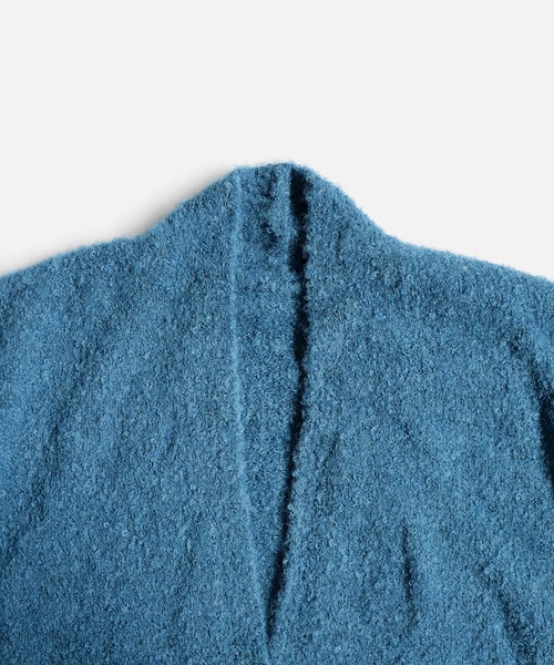 antiqua(アンティカ)の「ブークレニットカーディガン(ニット/セーター・レディース・ブルー/ベージュ/ブラック・ONESIZE)」の20枚目の写真