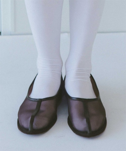 titivate(ティティベイト)の「パイピングメッシュパンプス(パンプス・レディース・ブラウン/ベージュ/ブラック・LL/L/M/S)」の2枚目の写真