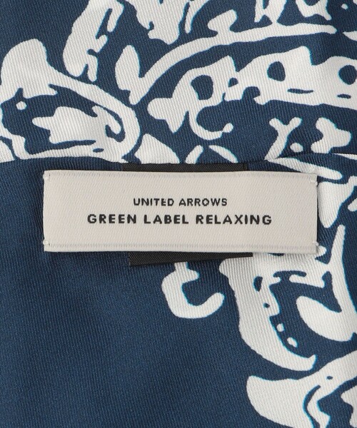 green label relaxing(グリーンレーベルリラクシング)の「GLR シルク ペイズリー スカーフ(ストール/ショール・メンズ・ネイビー/ケリーグリーン・FREE)」の6枚目の写真