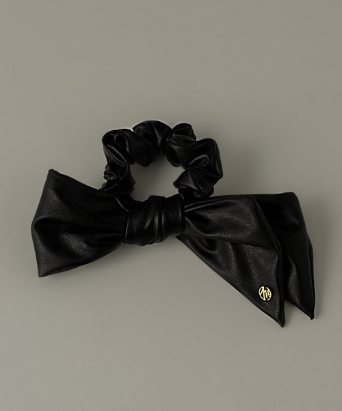 LOOP CHOUCHOU/FAKE LEATHER（シュシュ）｜muku（ムク）のファッション