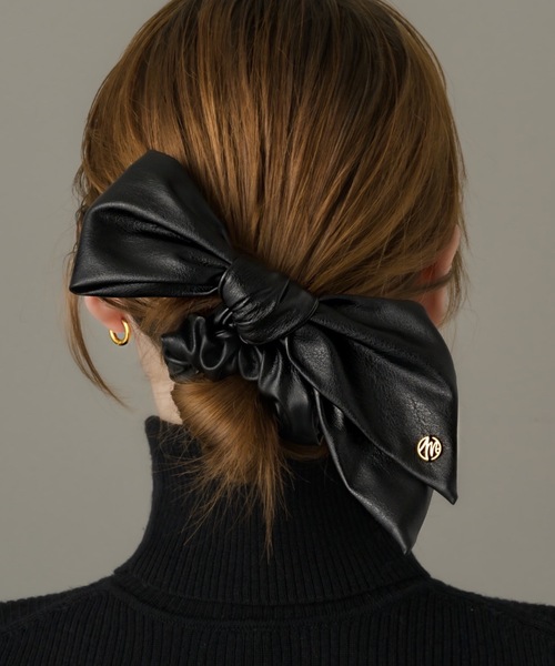 LOOP CHOUCHOU/FAKE LEATHER（シュシュ）｜muku（ムク）のファッション