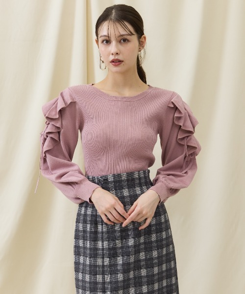 AND COUTURE(アンドクチュール)の「袖フリルニット(ニット/セーター・レディース・アイボリー/ピンク/ブラック/ラベンダー・FREE)」の4枚目の写真