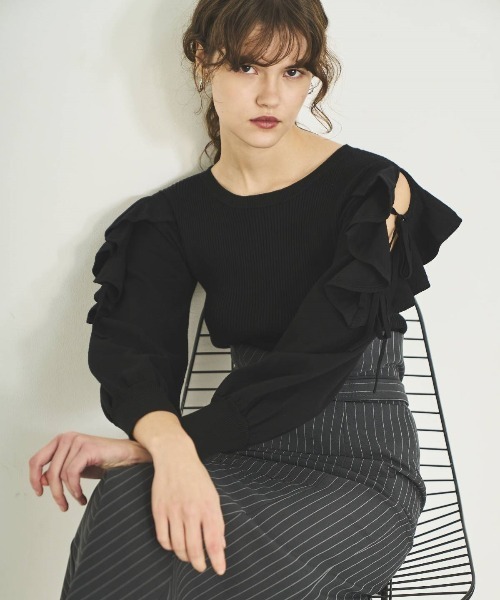 AND COUTURE(アンドクチュール)の「袖フリルニット(ニット/セーター・レディース・アイボリー/ピンク/ブラック/ラベンダー・FREE)」の3枚目の写真