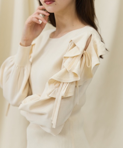 AND COUTURE(アンドクチュール)の「袖フリルニット(ニット/セーター・レディース・アイボリー/ピンク/ブラック/ラベンダー・FREE)」の13枚目の写真