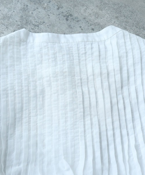 bulle de savon（ビュルデサボン）の「キュプラ/コットンローン ナチュラルトリプルワッシャー pin tuck ブラウス（シャツ/ブラウス・レディース・ホワイト・FREE）」の4枚目の写真