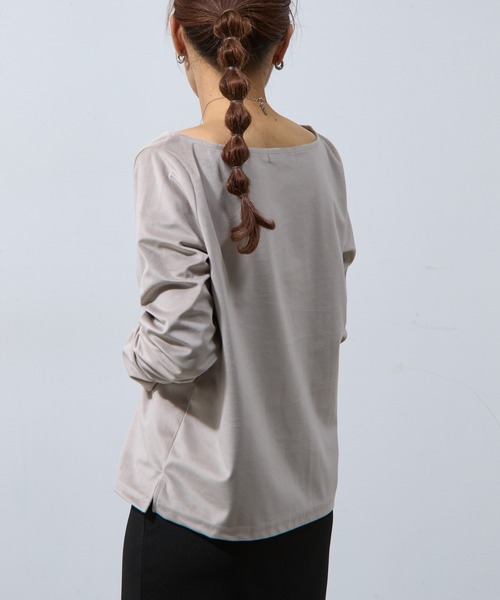 COLONY 2139（コロニートゥーワンスリーナイン）の「ベロアボートネック長袖トップス（Tシャツ/カットソー・レディース・ブラック/グレイッシュベージュ/オフホワイト/チャコールグレー/ブラウン・FREE）」の14枚目の写真